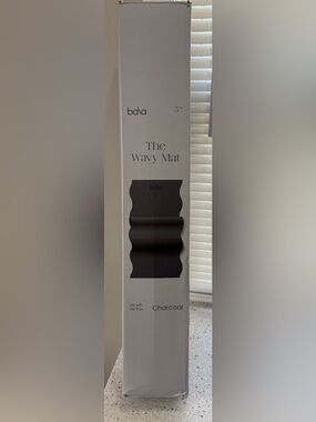 NEW in box- Bala The Wavy Mat - Charcoal